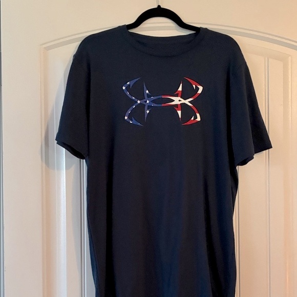 Under Armour Patriotic Logo Size large - Picture 1 of 2